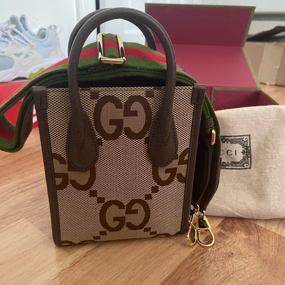 Gucci Jumbo GG Messenger Bag